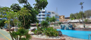 Luminoso apartamento con piscina